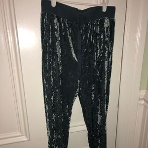 American Eagle blue velvet joggers pants